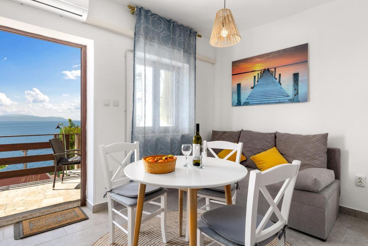 Apartments Vilma Opatija Exterior photo
